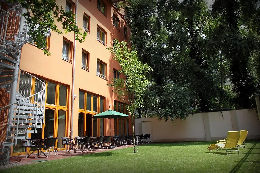 Hotel 26 Berlin 3*,